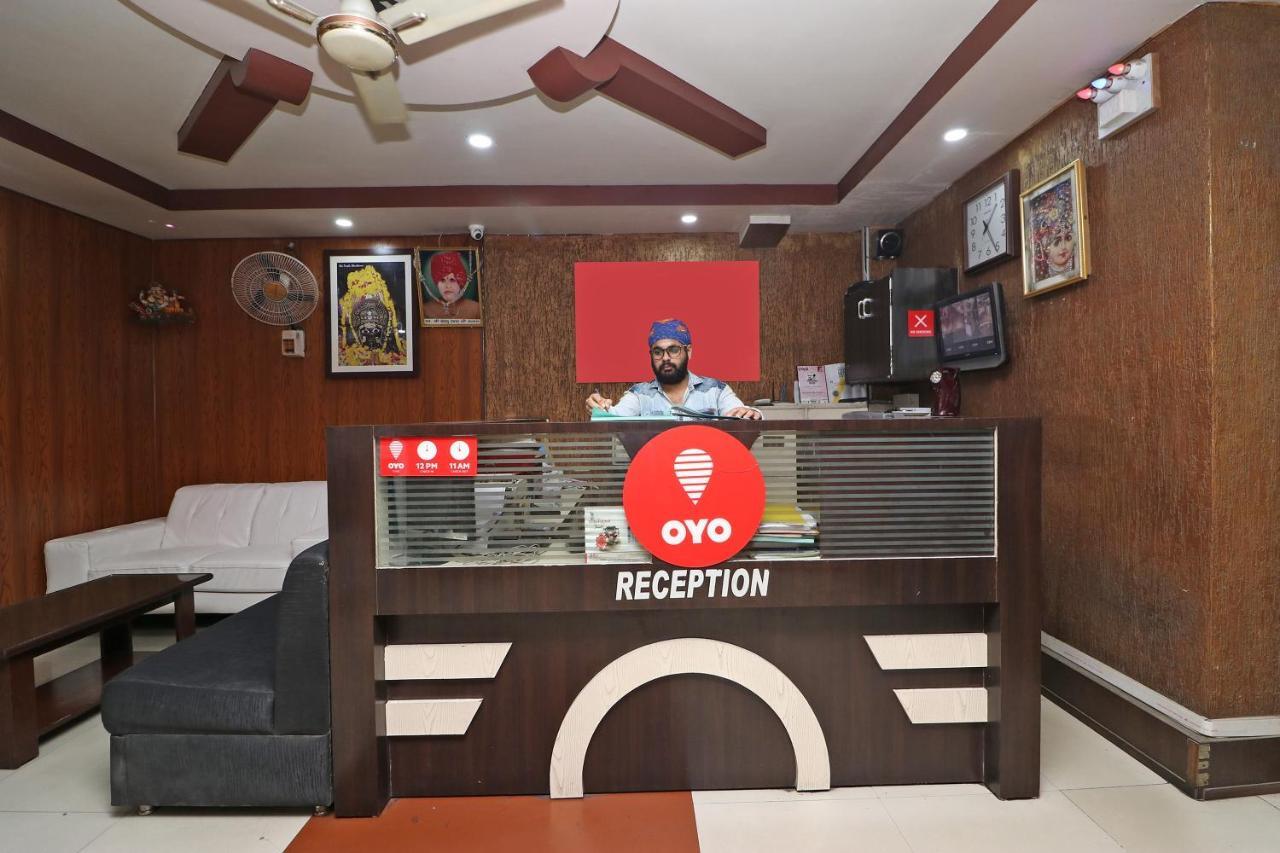 OYO 2075 Hotel Kota Royal Exterior foto